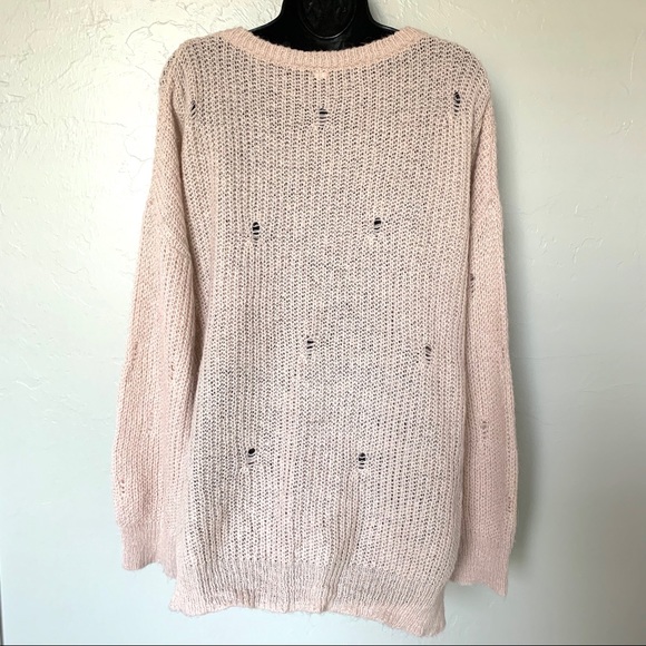 Wishlist soft pink oversized distressed sweater - Picture 5 of 7